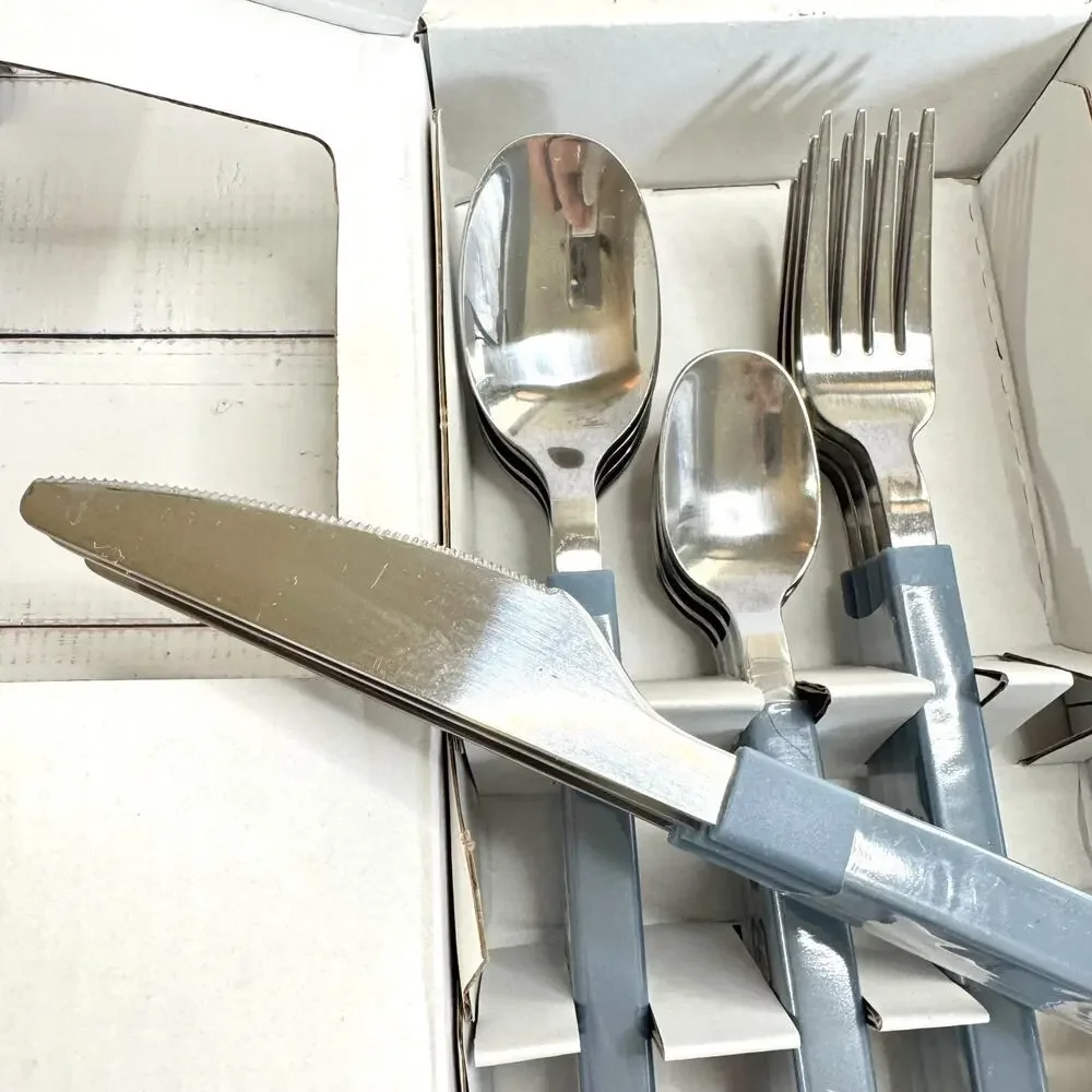 NIB Ikea TÅNGMÄRLA Flatware Set 406.083.03 16 Piece Gray Blue Plastic Handle